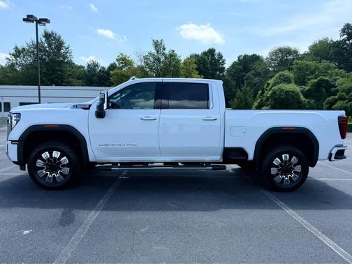 2025 GMC Sierra 2500 Denali