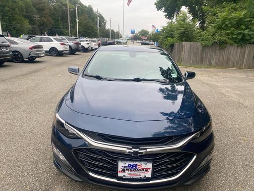 2022 Chevrolet Malibu FWD LT