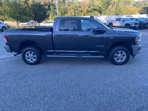 2021 RAM 2500 Big Horn Crew Cab 4x4 6'4' Box