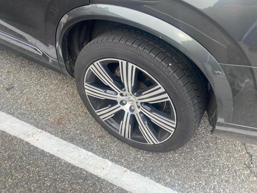 2021 Volvo XC90 T6 Inscription