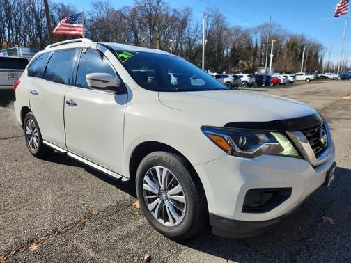 2020 Nissan Pathfinder S 4WD
