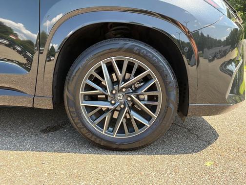 Caviar 2024 Lexus TX 350 Premium