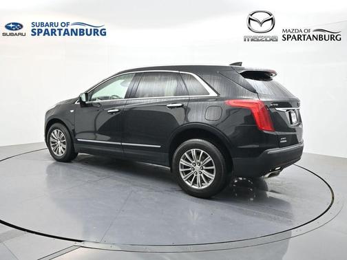 Stellar Black Metallic 2019 Cadillac XT5 Luxury