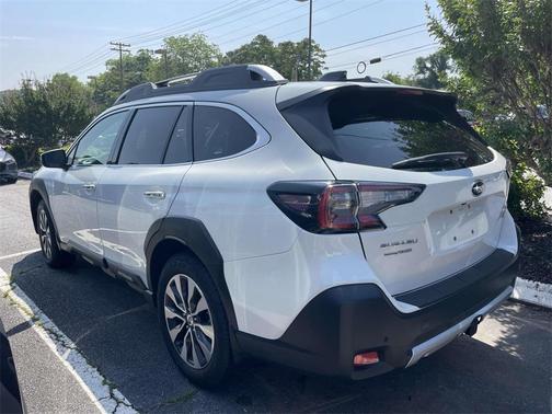 2025 Subaru Outback Touring