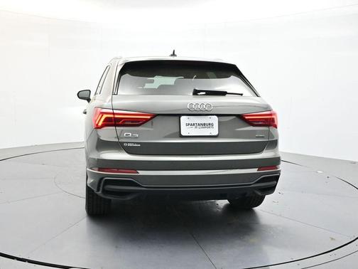 Chronos Gray Metallic 2024 Audi Q3 45 S line Premium