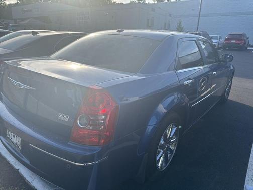 Deep Water Blue Pearlcoat 2010 Chrysler 300 Touring/Signature/Executive Series