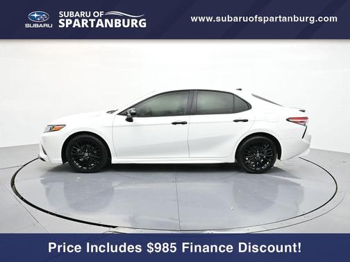 2020 Toyota Camry SE