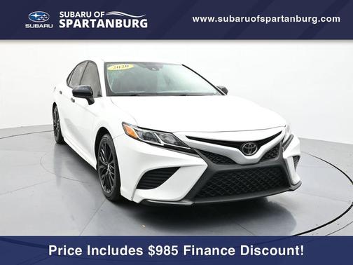 2020 Toyota Camry SE