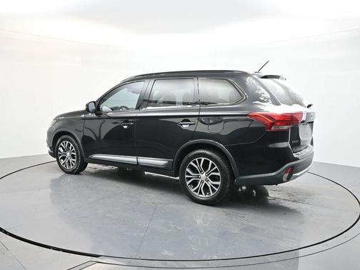 2016 Mitsubishi Outlander SEL