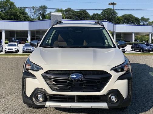 2025 Subaru Outback Touring