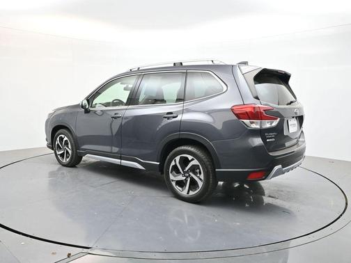Magnetite Gray Metallic 2023 Subaru Forester Touring
