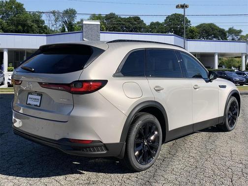 2025 Mazda CX-90 Premium