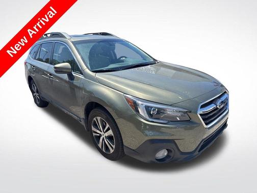 Wilderness Green Metallic 2019 Subaru Outback 2.5i Limited