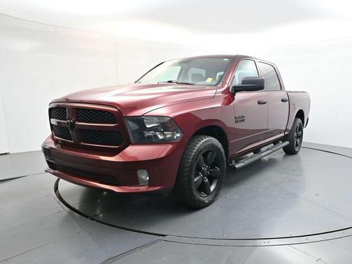 Delmonico Red Pearlcoat 2018 RAM 1500 Express