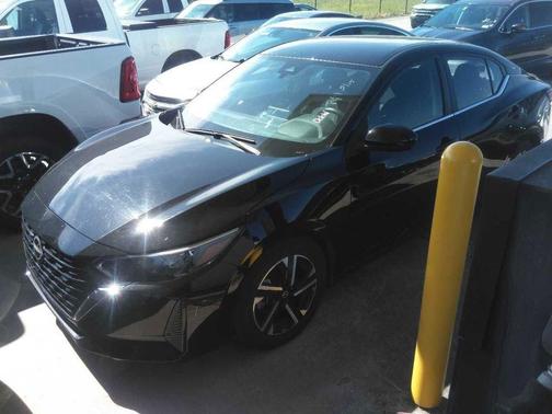 Black 2024 Nissan Sentra SV