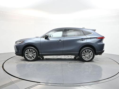 2024 Toyota Venza LE