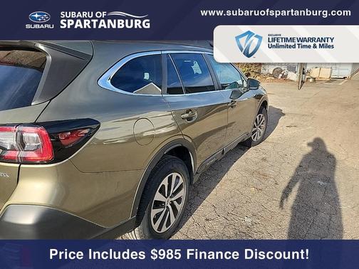 2022 Subaru Outback Premium