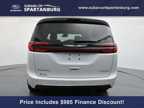 2023 Chrysler Pacifica Limited