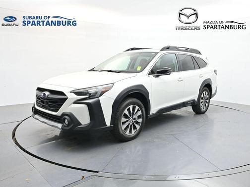 Crystal White Pearl 2025 Subaru Outback Limited
