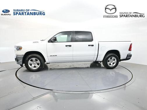 Bright White Clearcoat 2025 RAM 1500 Big Horn/Lone Star