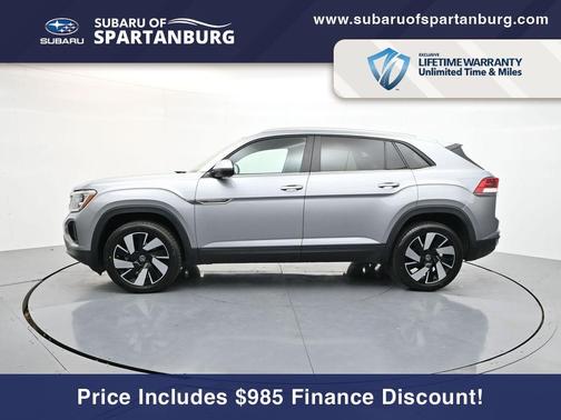 2024 Volkswagen Atlas Cross Sport 2.0T SE w/Technology