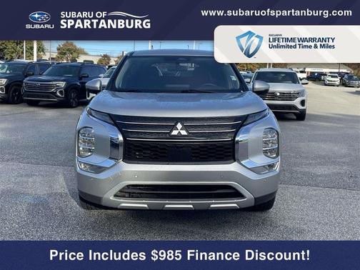 2022 Mitsubishi Outlander SE