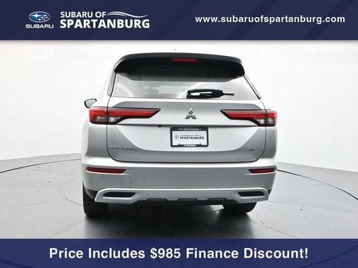 2022 Mitsubishi Outlander SE