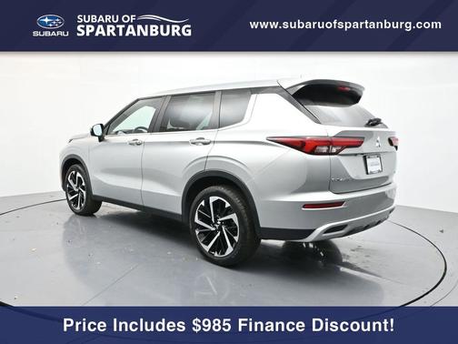 2022 Mitsubishi Outlander SE