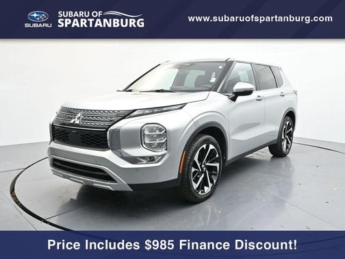 2022 Mitsubishi Outlander SE