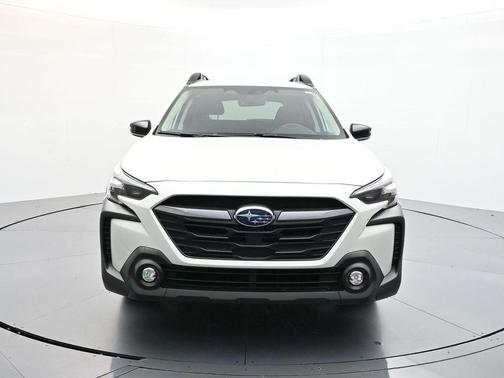 Crystal White Pearl 2025 Subaru Outback Premium