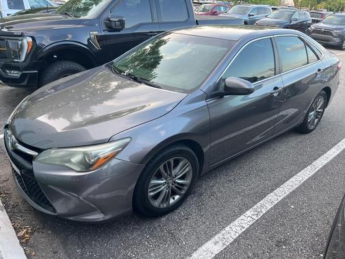 2016 Toyota Camry SE