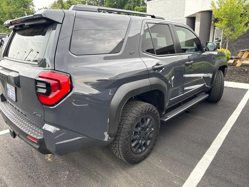 UNDERGROUND 2026 Toyota 4Runner SR5