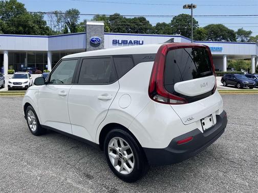 2022 Kia Soul LX