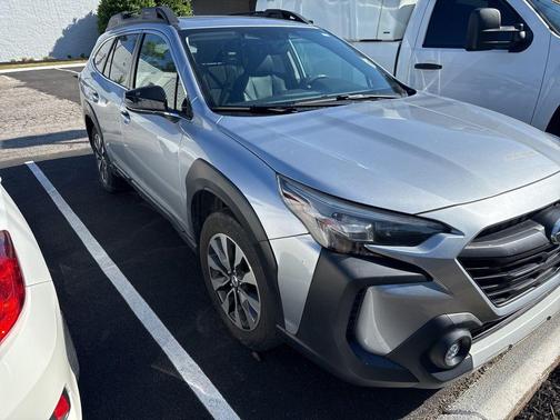 Ice Silver Metallic 2024 Subaru Outback Limited