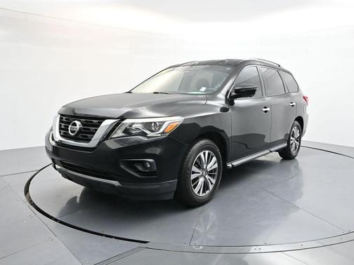 2019 Nissan Pathfinder SL