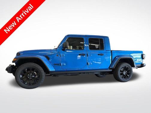 Hydro Blue Pearlcoat 2025 Jeep Gladiator Sport