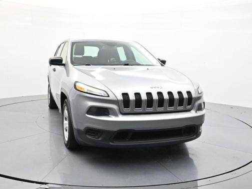 2015 Jeep Cherokee Sport