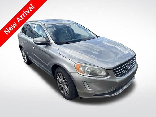 Sea Shell Metallic 2016 Volvo XC60 T5 Drive-E Premier