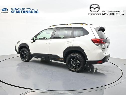 Crystal White Pearl 2024 Subaru Forester Wilderness