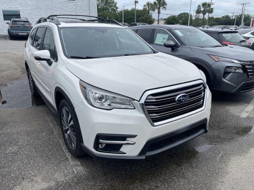 Crystal White Pearl 2020 Subaru Ascent Limited 7-Passenger