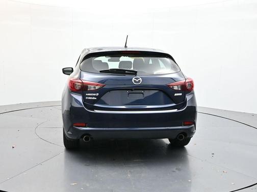 2018 Mazda Mazda3 Sport