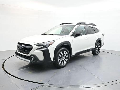 Crystal White Pearl 2024 Subaru Outback Limited XT