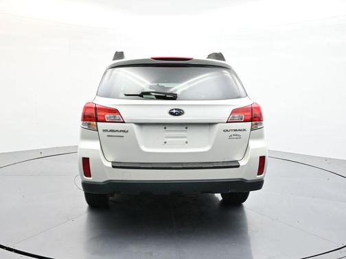 2011 Subaru Outback 2.5i Premium
