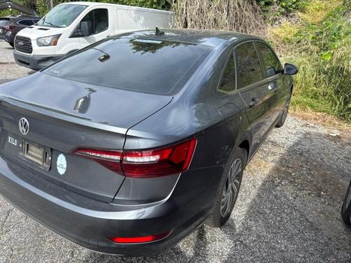 Platinum Gray Metallic 2021 Volkswagen Jetta 1.4T SEL