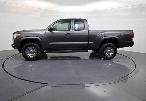 2017 Toyota Tacoma SR