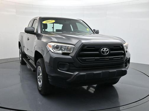 2017 Toyota Tacoma SR