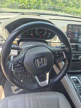 2020 Honda Accord Touring 2.0T