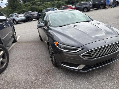 2018 Ford Fusion Hybrid SE