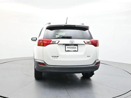 Super White 2013 Toyota RAV4 XLE