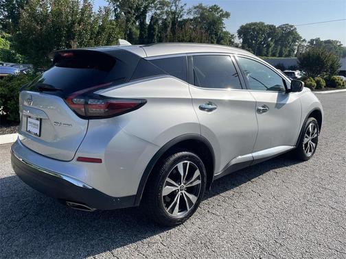 2023 Nissan Murano SV